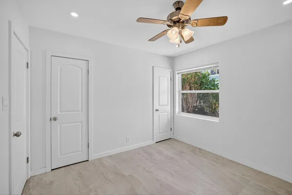 $5,500 | 1120 Mango Isle, Fort Lauderdale, FL 33315