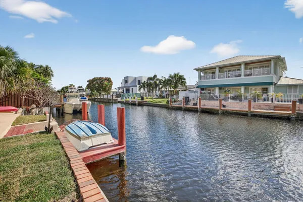 $5,500 | 1120 Mango Isle, Fort Lauderdale, FL 33315