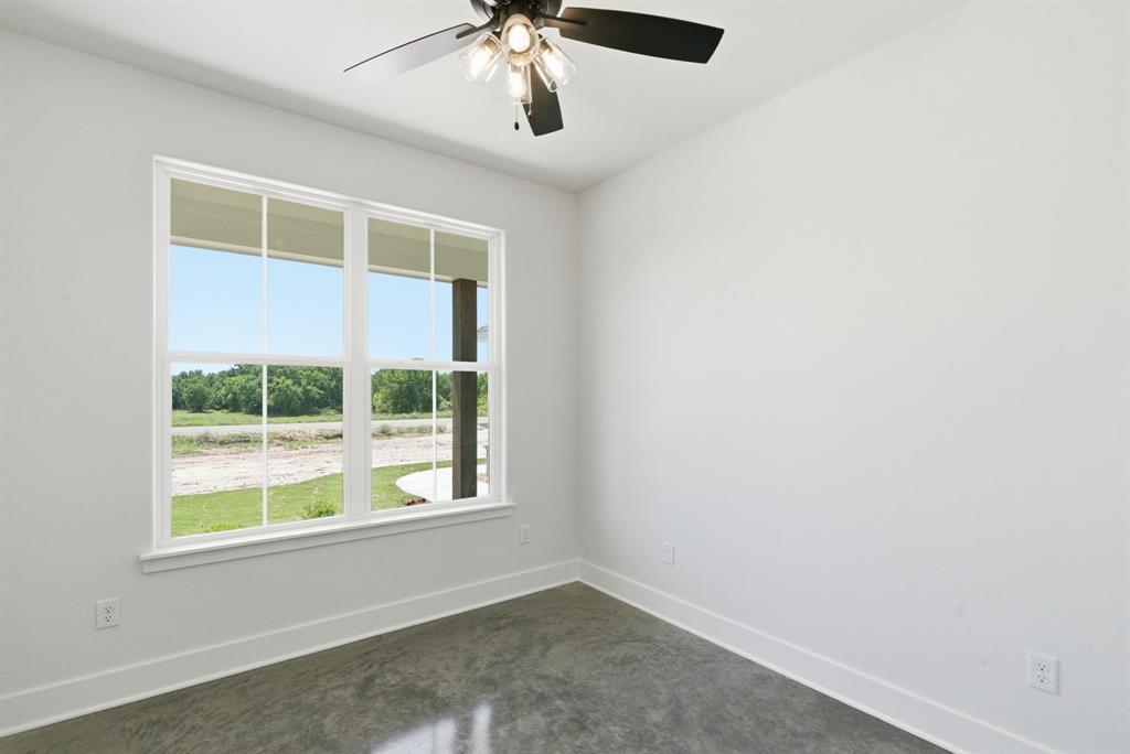 109 Graystone Weatherford, TX 76088 - Photo 17 of 26 an empty room with a window