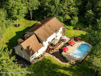 $949,000 | 214 Wright Road, Kerhonkson, NY 12446