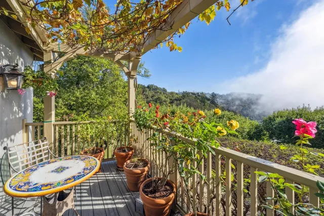 $2,550,000 | 17219 7th Street East, Sonoma, CA 95476