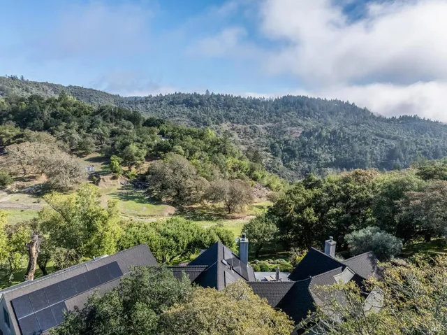 $2,550,000 | 17219 7th Street East, Sonoma, CA 95476