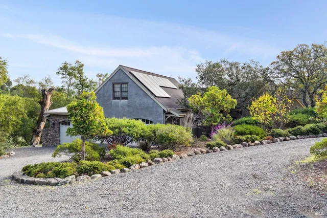 $2,550,000 | 17219 7th Street East, Sonoma, CA 95476