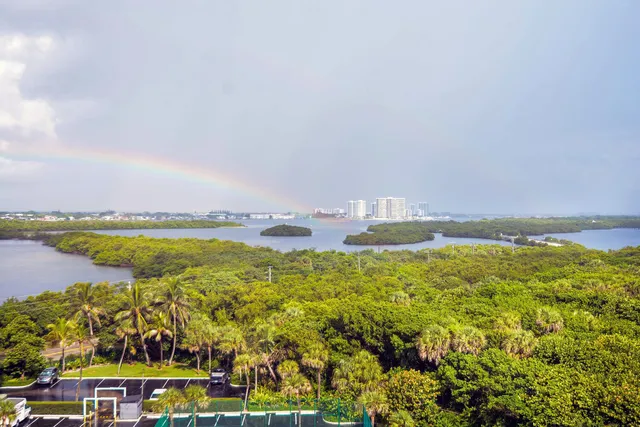 $8,000 | 5540 North Ocean Drive, Unit 8C, Singer Island, FL 33404