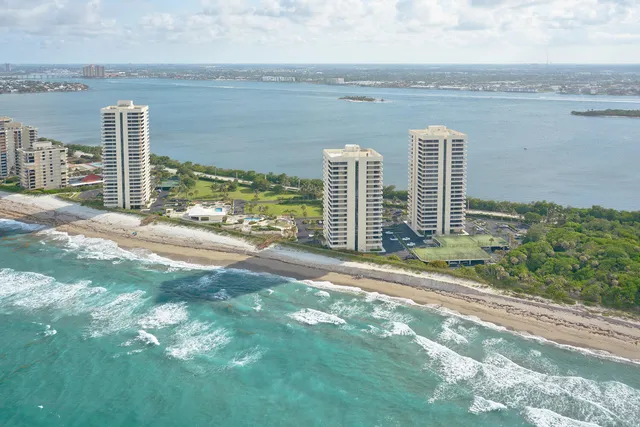 $8,000 | 5540 North Ocean Drive, Unit 8C, Singer Island, FL 33404