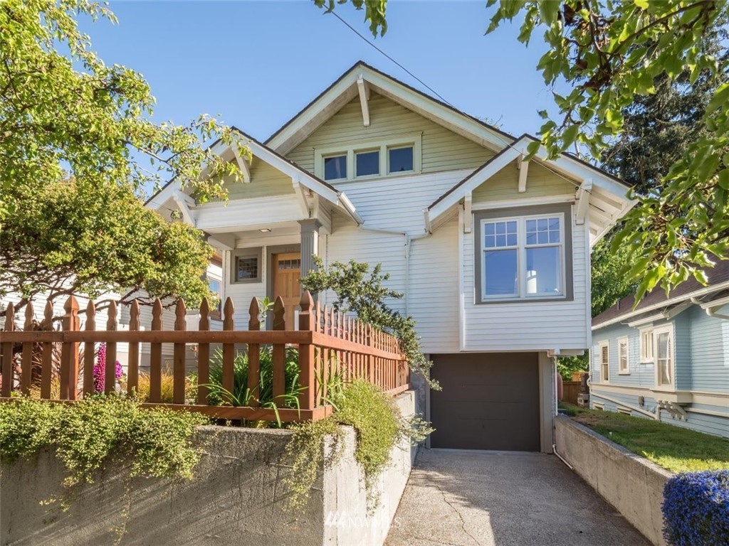 123 North 50th Street Seattle, WA 98103 - Photo 1 of 28 Gallery Image 1