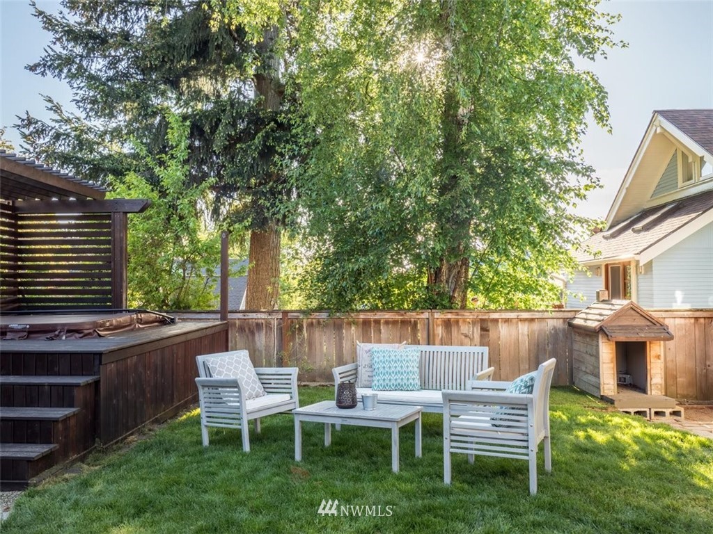 123 North 50th Street Seattle, WA 98103 - Photo 25 of 28 Gallery Image 25