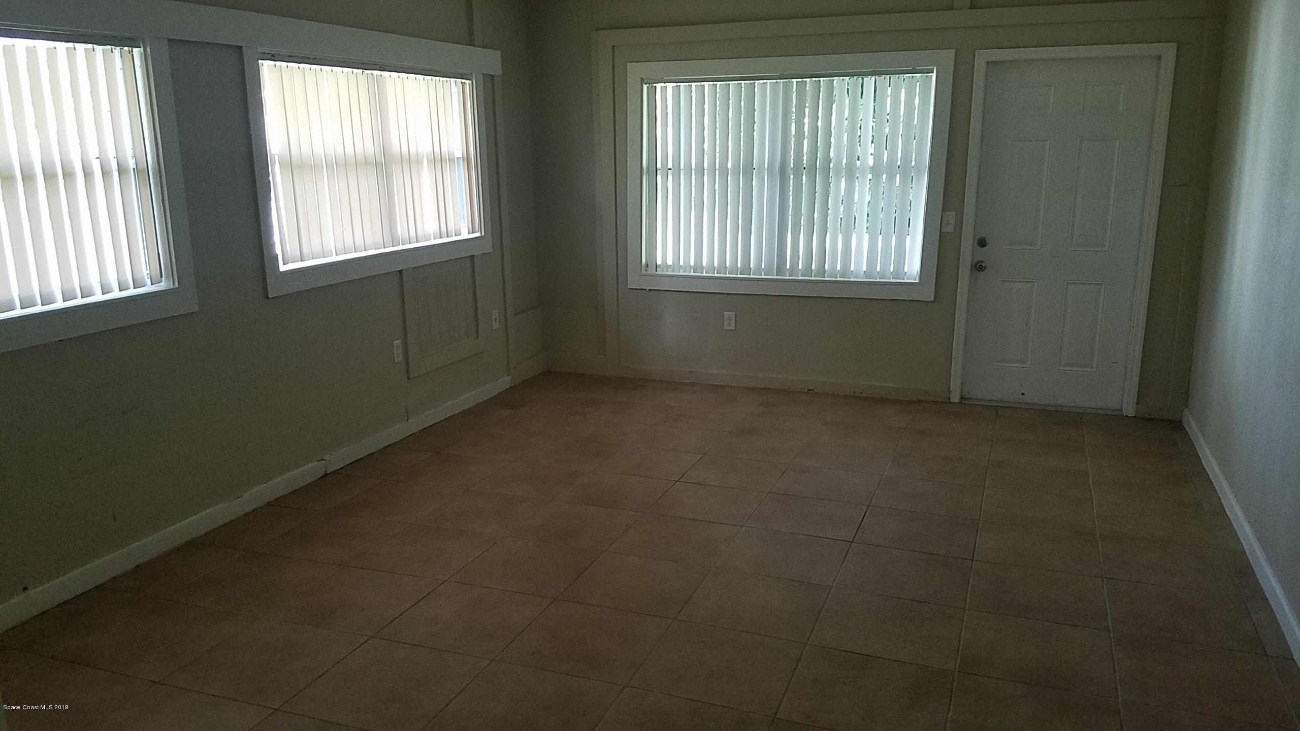 2525 Malabar Road Malabar, FL 32950 - Photo 13 of 18 2525 Malabar Extra Room 1