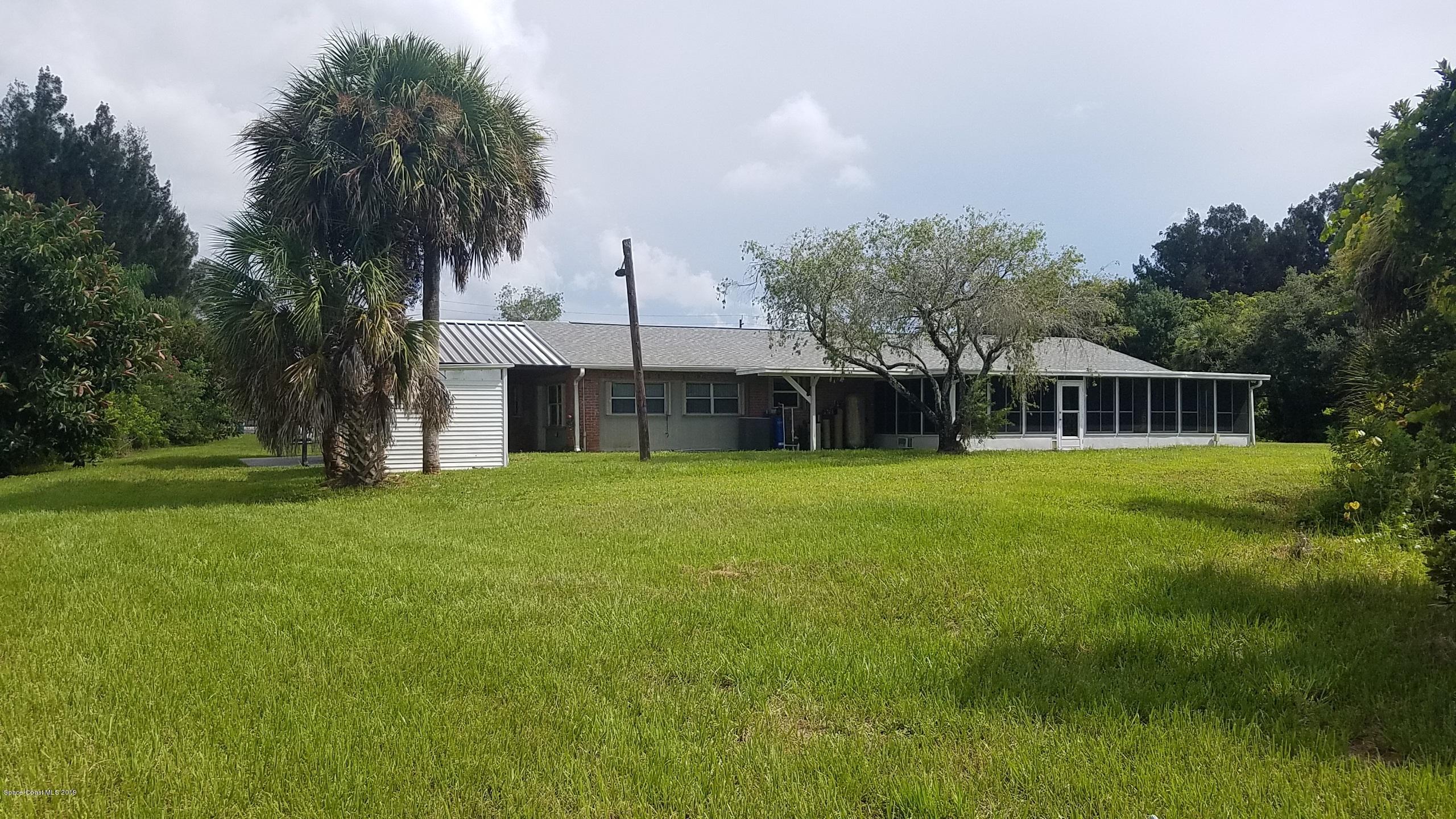 2525 Malabar Road Malabar, FL 32950 - Photo 9 of 18 2525 Malabar Rear 1