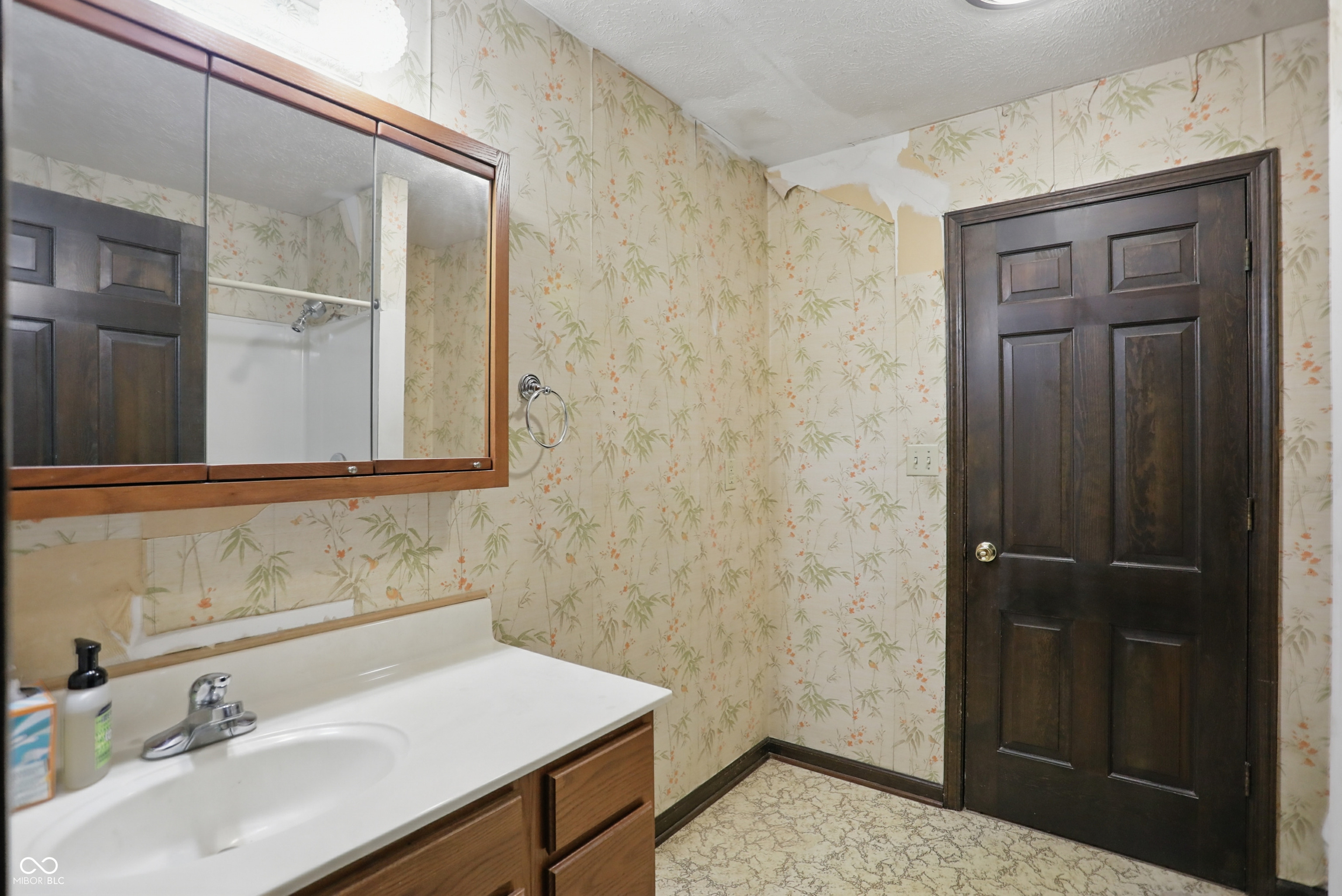 9101 Ditch Road Indianapolis, IN 46260 - Photo 29 of 39 Gallery Image 29