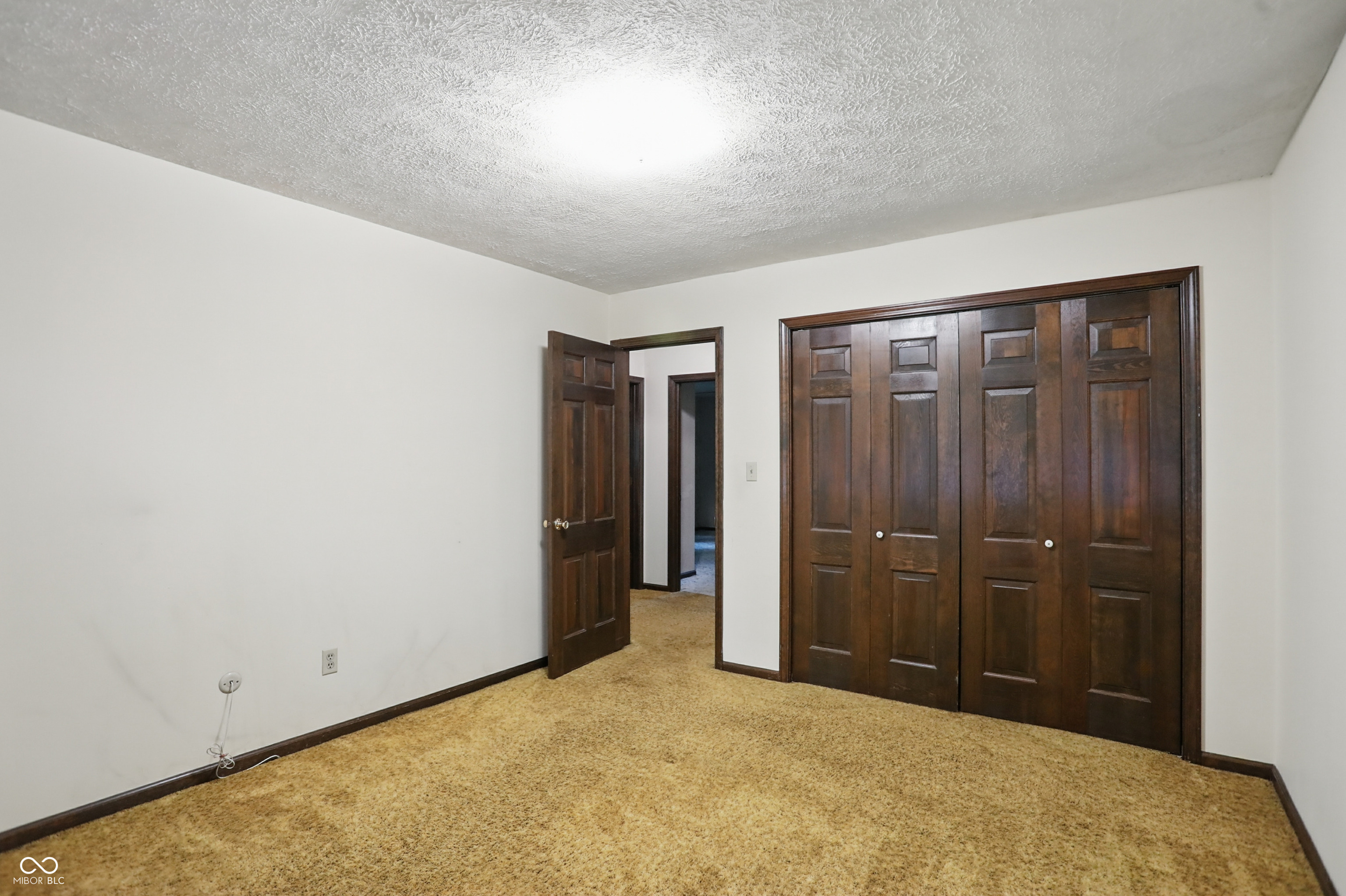 9101 Ditch Road Indianapolis, IN 46260 - Photo 32 of 39 Gallery Image 32