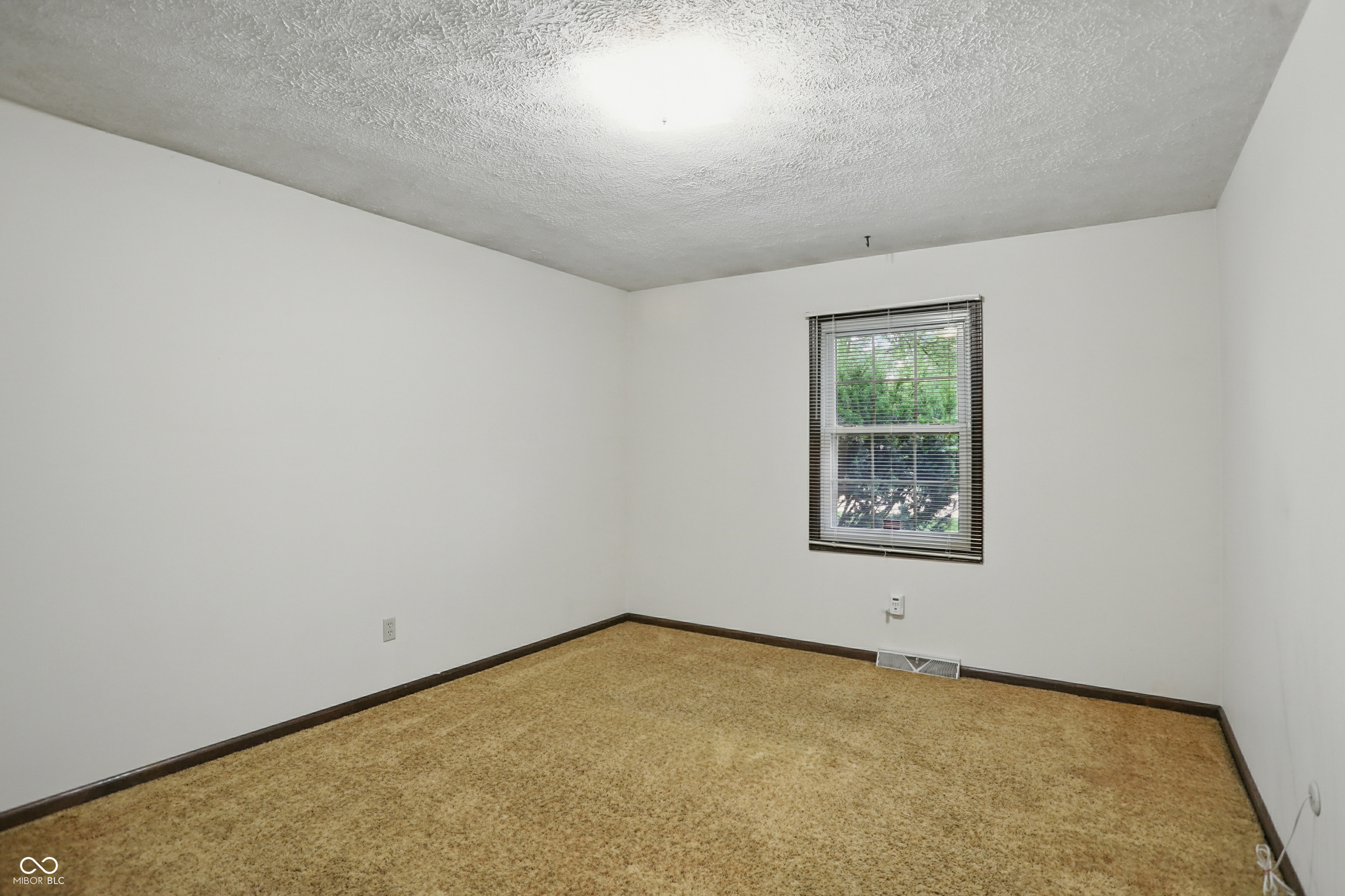 9101 Ditch Road Indianapolis, IN 46260 - Photo 33 of 39 Gallery Image 33