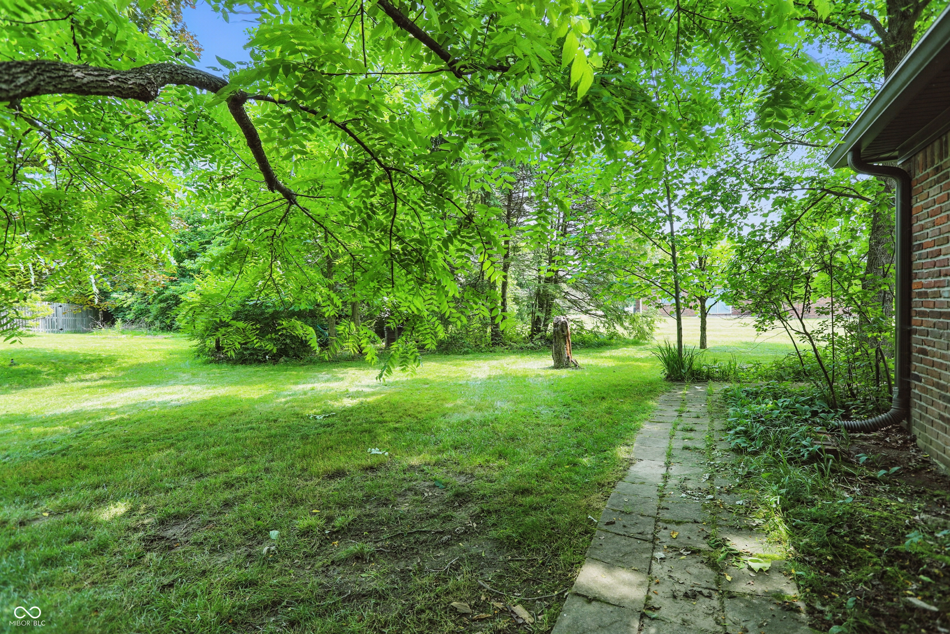 9101 Ditch Road Indianapolis, IN 46260 - Photo 37 of 39 Gallery Image 37