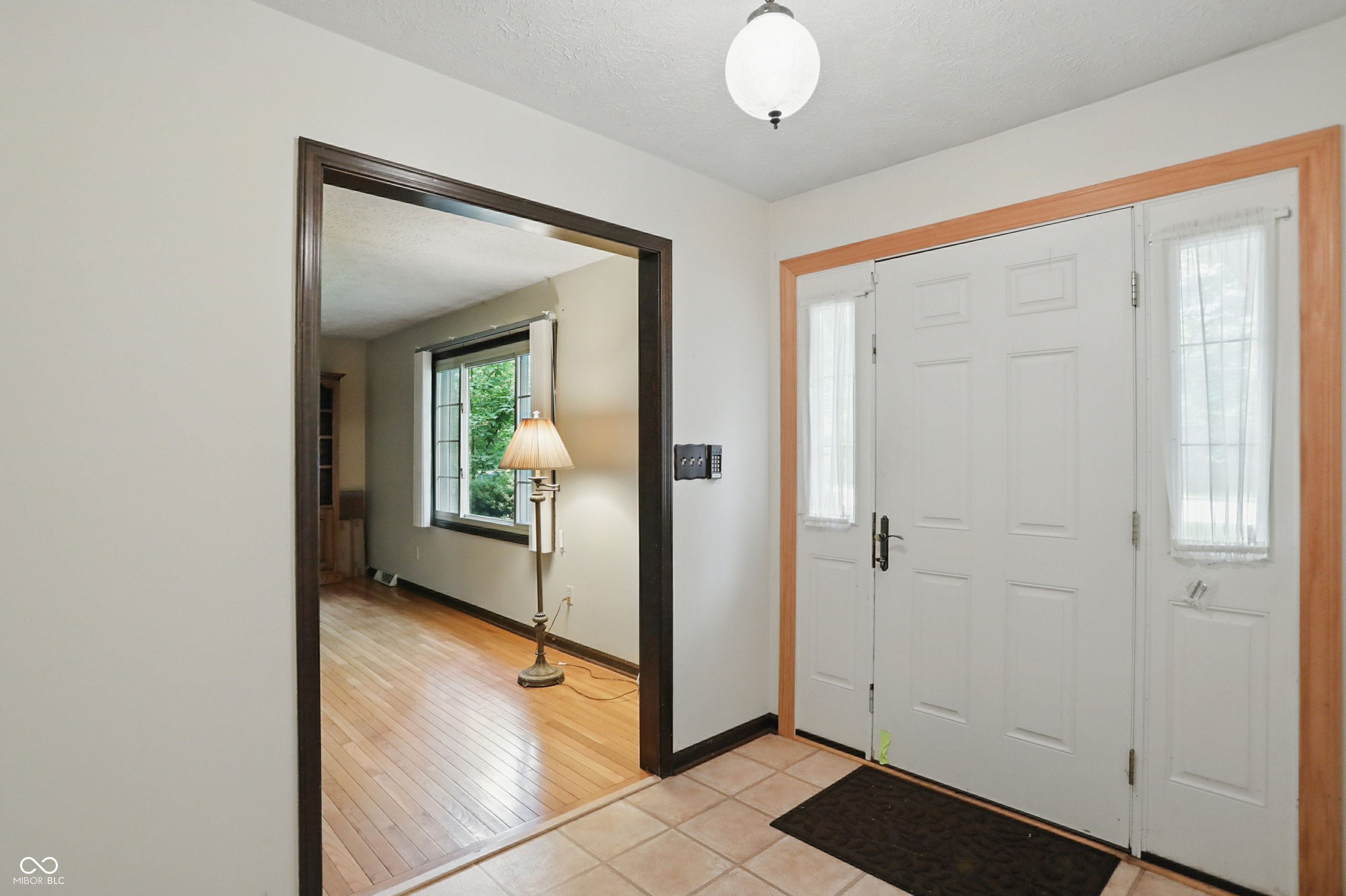 9101 Ditch Road Indianapolis, IN 46260 - Photo 4 of 39 Gallery Image 4