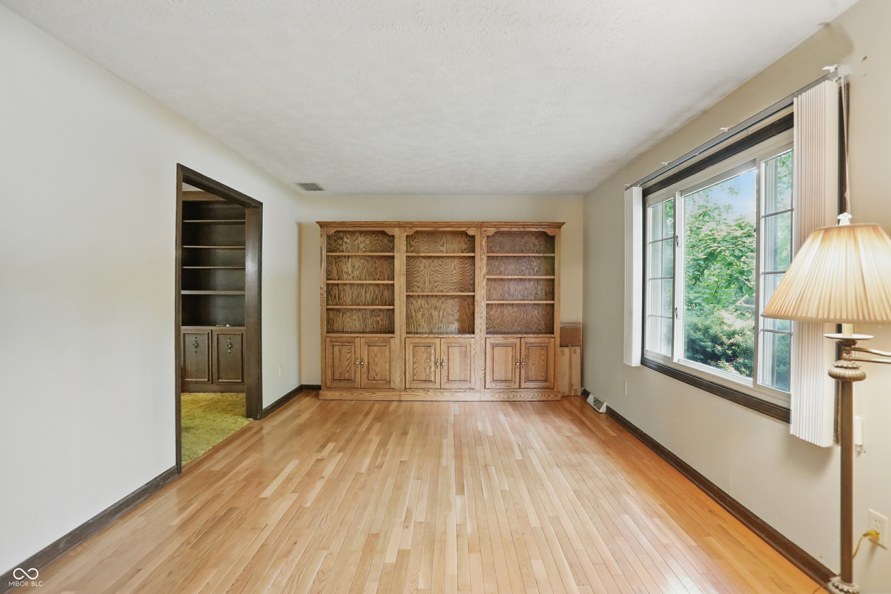9101 Ditch Road Indianapolis, IN 46260 - Photo 7 of 39 Gallery Image 7