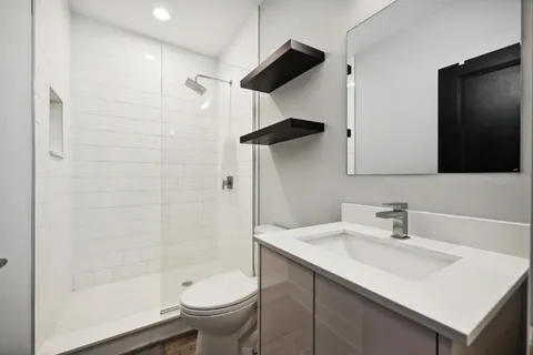 $2,700 | 1572 North Milwaukee Avenue, Unit F, Chicago, IL 60622