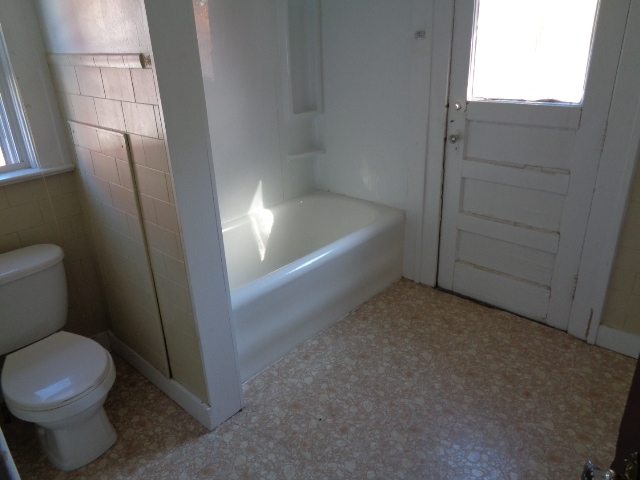3523 Reed Street Fort Wayne, IN 46806 - Photo 7 of 8 Gallery Image 7