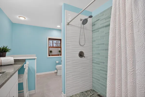 $649,000 | 160 Eastshore Drive, Jerome, MI 49249