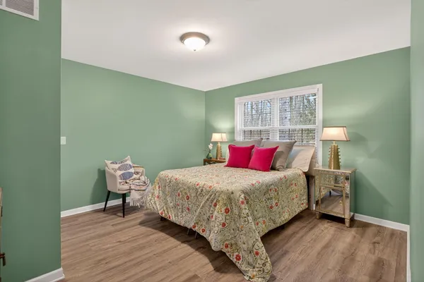 $649,000 | 160 Eastshore Drive, Jerome, MI 49249