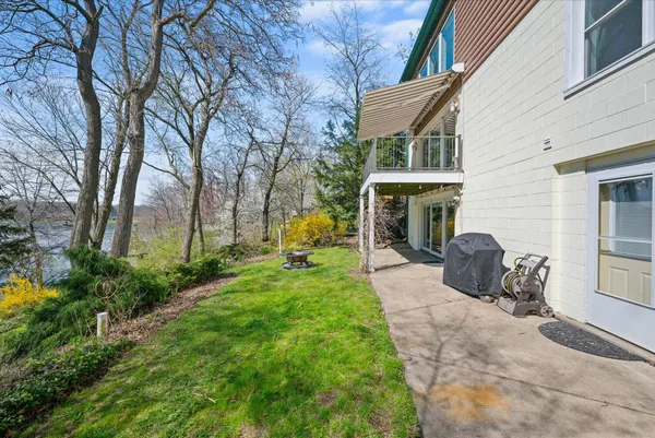 $649,000 | 160 Eastshore Drive, Jerome, MI 49249