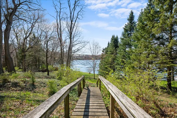 $649,000 | 160 Eastshore Drive, Jerome, MI 49249