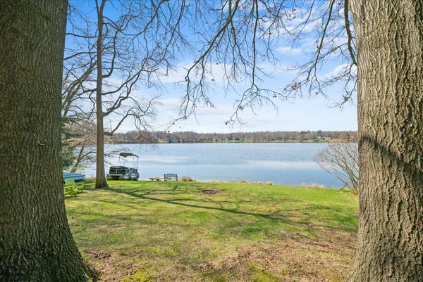 $649,000 | 160 Eastshore Drive, Jerome, MI 49249