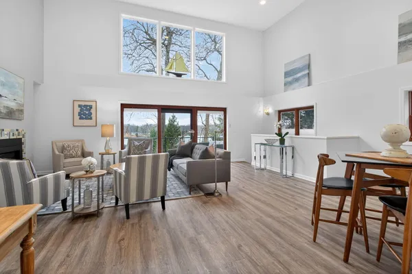 $649,000 | 160 Eastshore Drive, Jerome, MI 49249