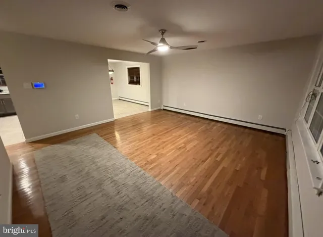 $2,800 | 1002 Taunton Avenue, West Berlin, NJ 08091