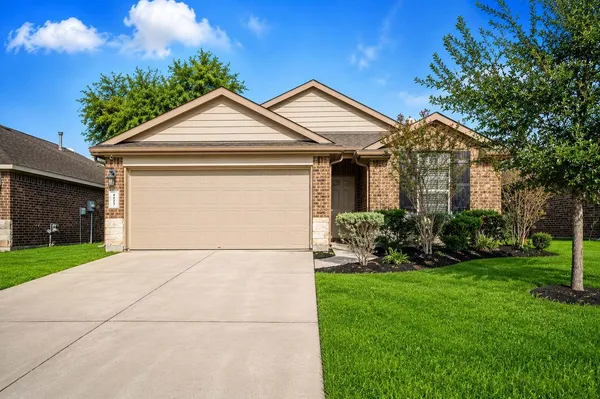$269,900 | 4027 Spurwing Lane, Baytown, TX 77521