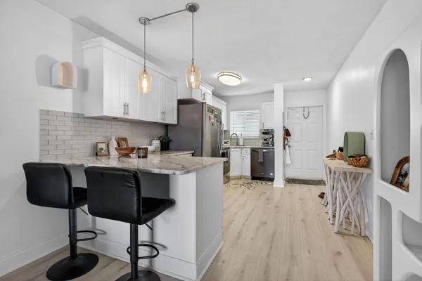 $375,000 | 2311 Northeast 36th Street, Unit 1F, Lighthouse Point, FL 33064