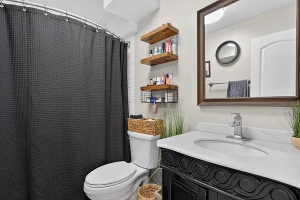 $375,000 | 2311 Northeast 36th Street, Unit 1F, Lighthouse Point, FL 33064