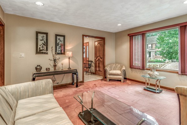 30 Ellen Road Stoneham, MA 02180 - Photo 21 of 30 Gallery Image 21