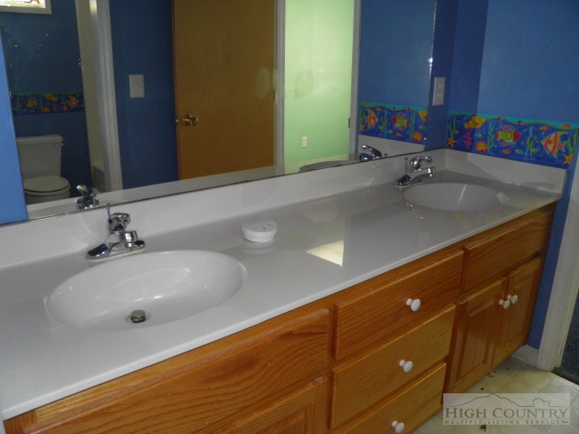 673 Kalmia Lane Boone, NC 28607 - Photo 5 of 15 Gallery Image 5