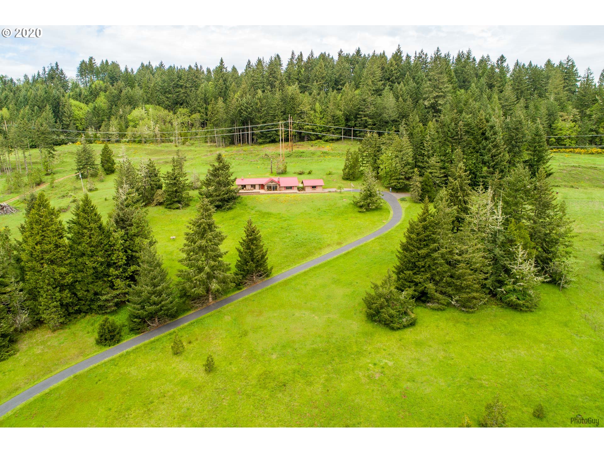 38681 Old Pengra Road Fall Creek, OR 97438 - Photo 3 of 32
