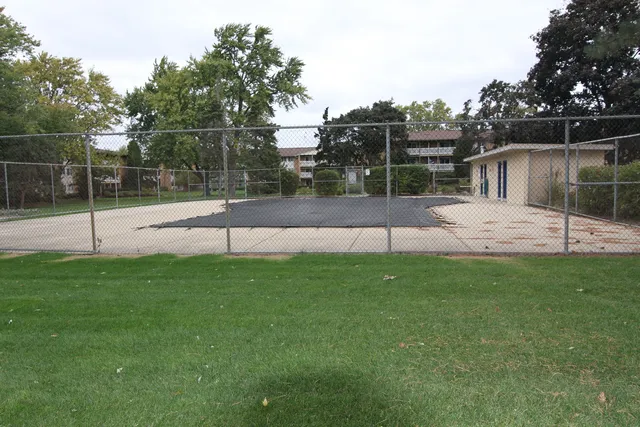 $1,850 | 960 Beau Drive, Unit 109, Des Plaines, IL 60016