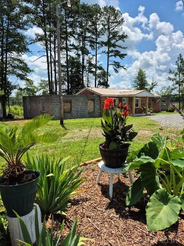 $164,900 | 10015 Kings Highway, Drakes Branch, VA 23937
