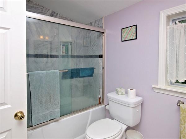 2 Cleveland Road Wellesley, MA 02481 - Photo 18 of 26