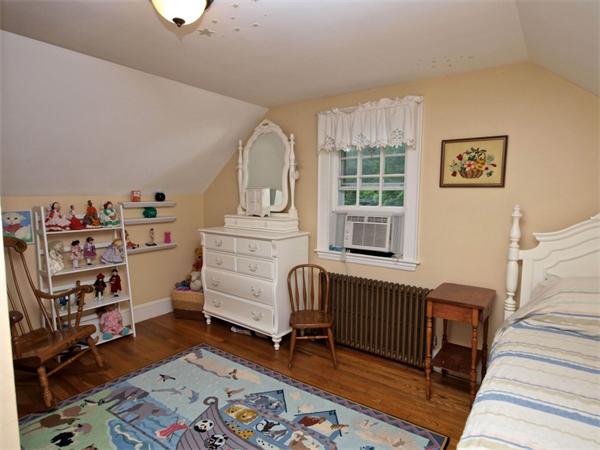 2 Cleveland Road Wellesley, MA 02481 - Photo 20 of 26