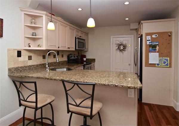2 Cleveland Road Wellesley, MA 02481 - Photo 6 of 26