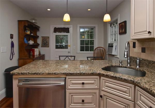 2 Cleveland Road Wellesley, MA 02481 - Photo 8 of 26