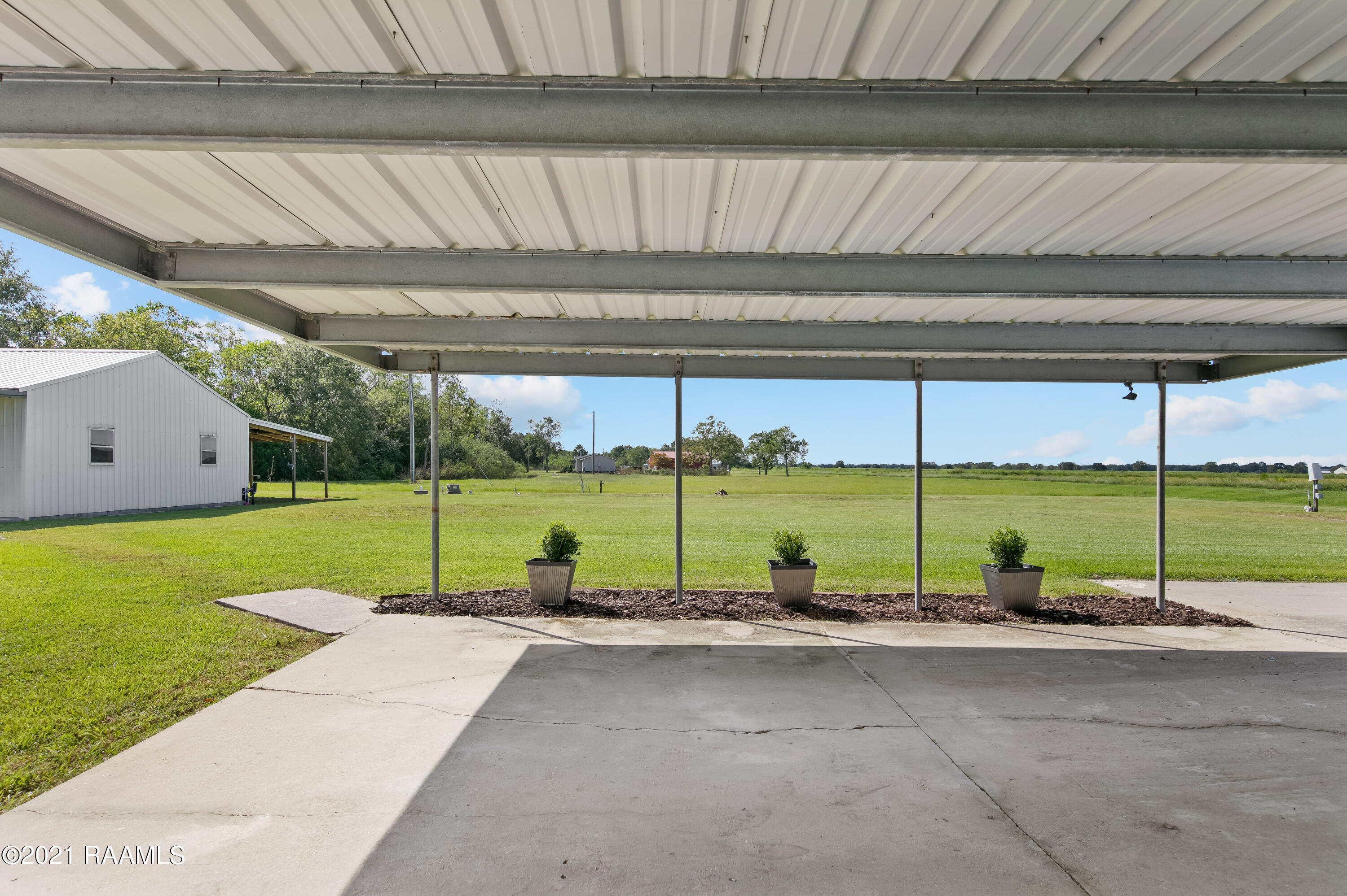 5508 Tee Robe Road Kaplan, LA 70548 - Photo 27 of 38 Gallery Image 27