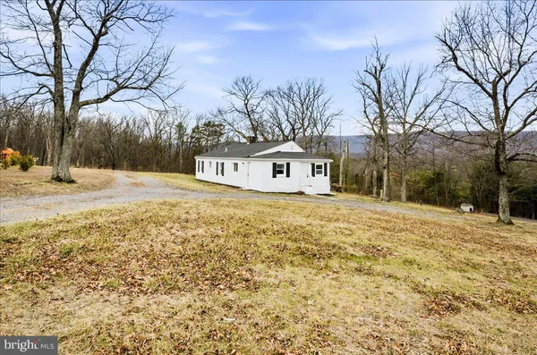 $329,000 | 3221 Laurel Grove Road, Winchester, VA 22602