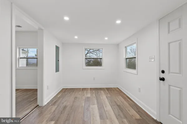 $329,000 | 3221 Laurel Grove Road, Winchester, VA 22602