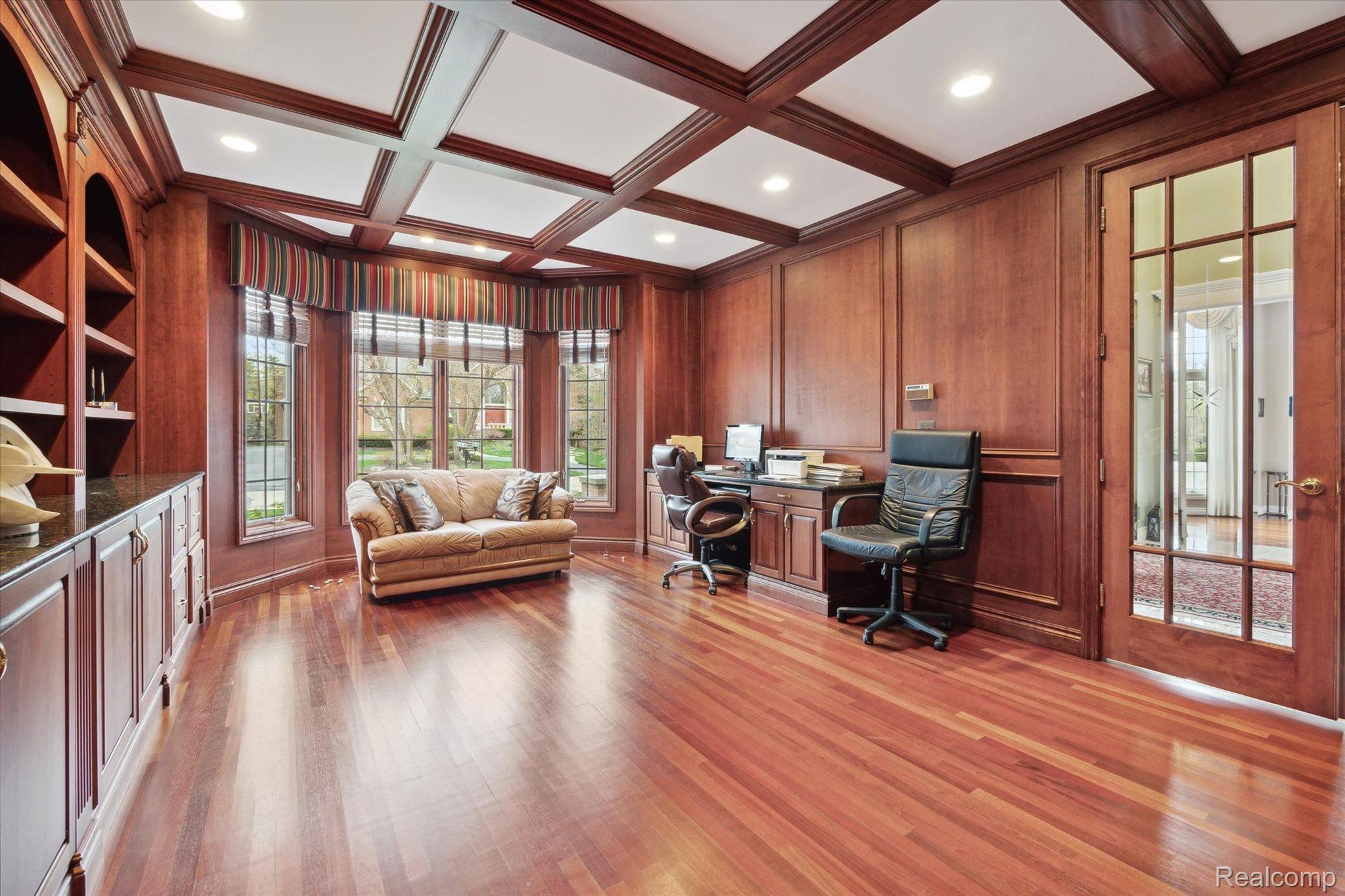 2511 Golf Crest Drive Rochester, MI 48309 - Photo 12 of 98 Gallery Image 12