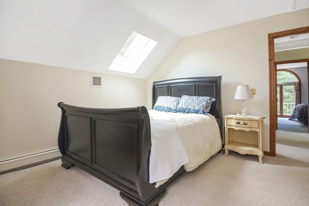 423 Goldthwaite Road Northbridge, MA 01588 - Photo 28 of 30