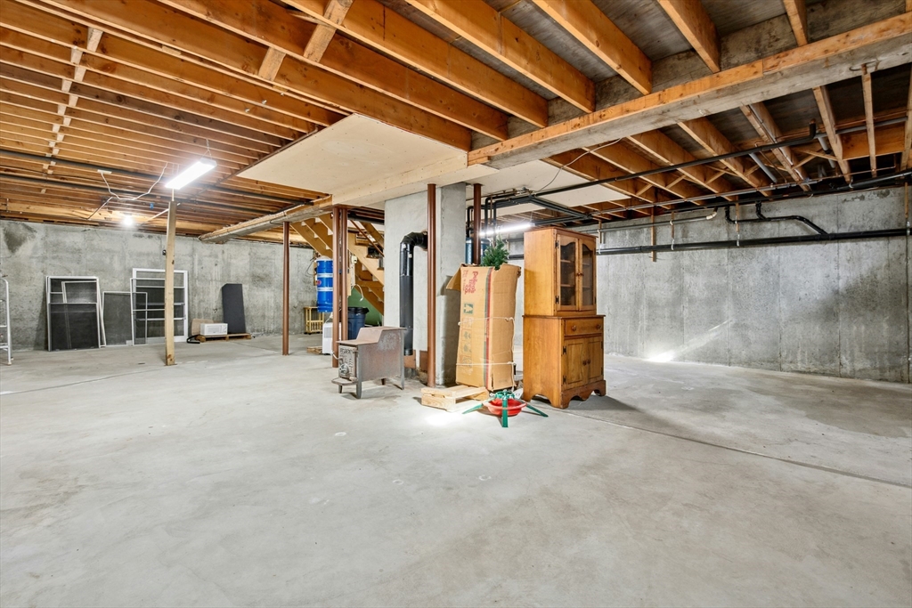 423 Goldthwaite Road Northbridge, MA 01588 - Photo 29 of 30