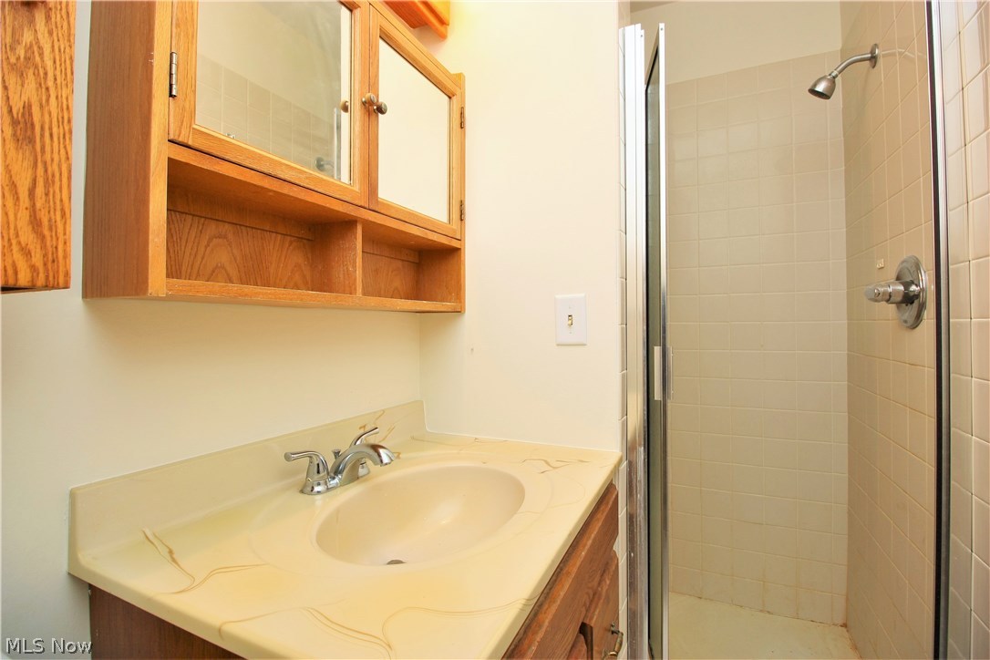 5782 Horning Road Kent, OH 44240 - Photo 26 of 35 Gallery Image 26