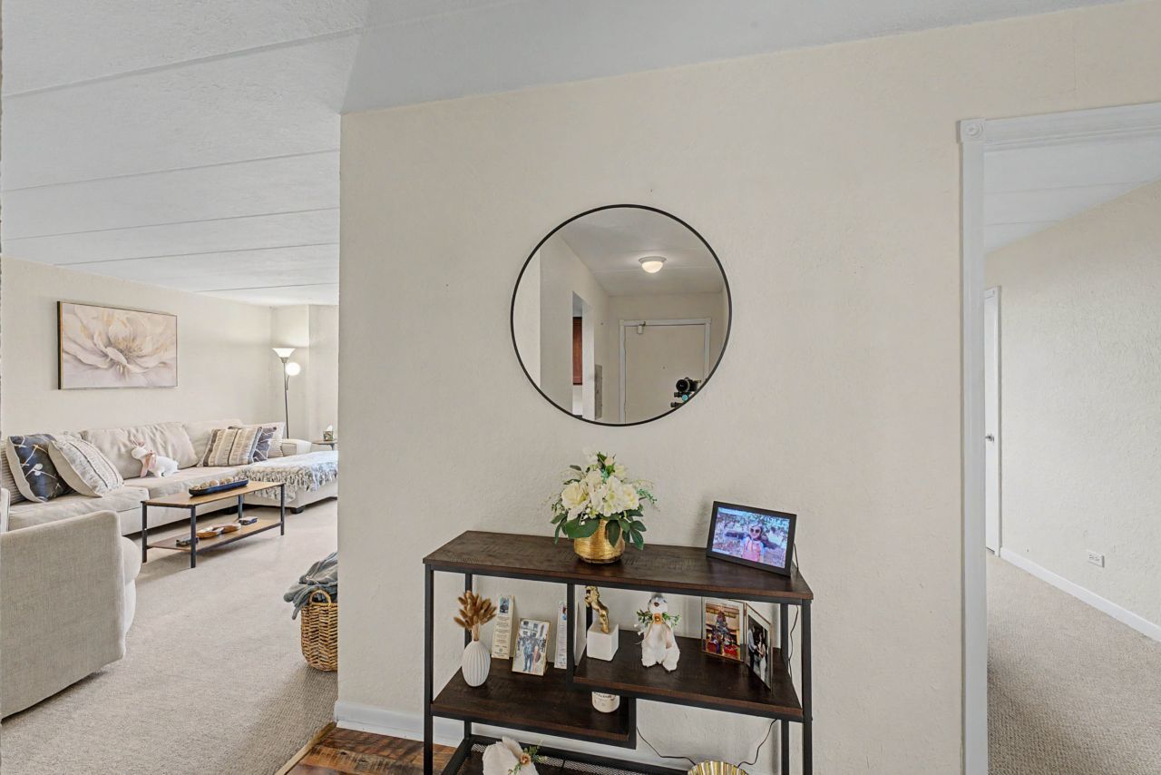 1 Renaissance Place, Unit 1105 Palatine, IL 60067 - Photo 5 of 21 a living room with furniture