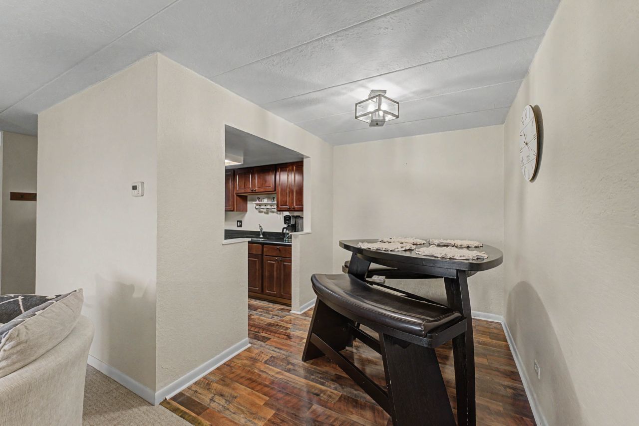 1 Renaissance Place, Unit 1105 Palatine, IL 60067 - Photo 10 of 21 a view of a livingroom with furniture