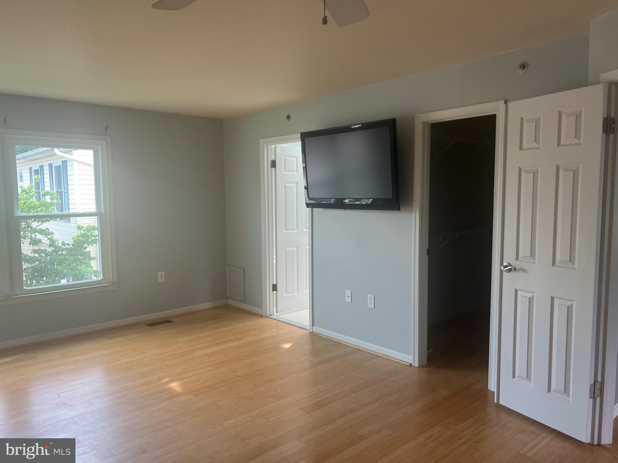 3 Perry Ridge Court Baltimore, MD 21237 - Photo 17 of 31 Bright and airy modern retreat.